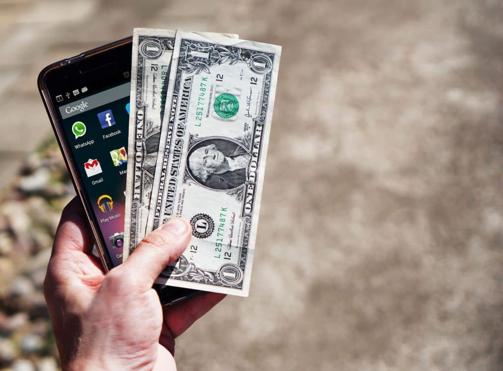 Épargne verte en ligne : comment les fintechs démocratisent l&rsquo;investissement responsable